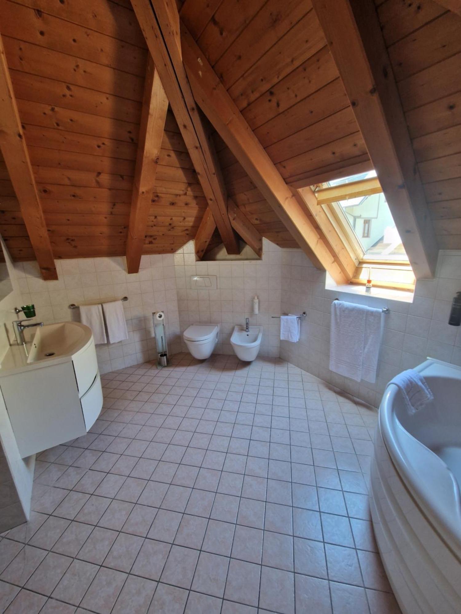 Hotel Raibl E Appartamenti Тарвизио Экстерьер фото